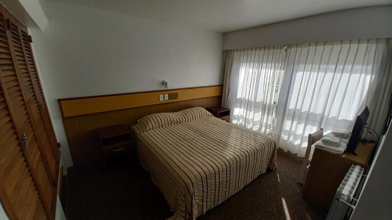 Costanera Hotel ปูแอร์โตมาดริน ภายนอก รูปภาพ