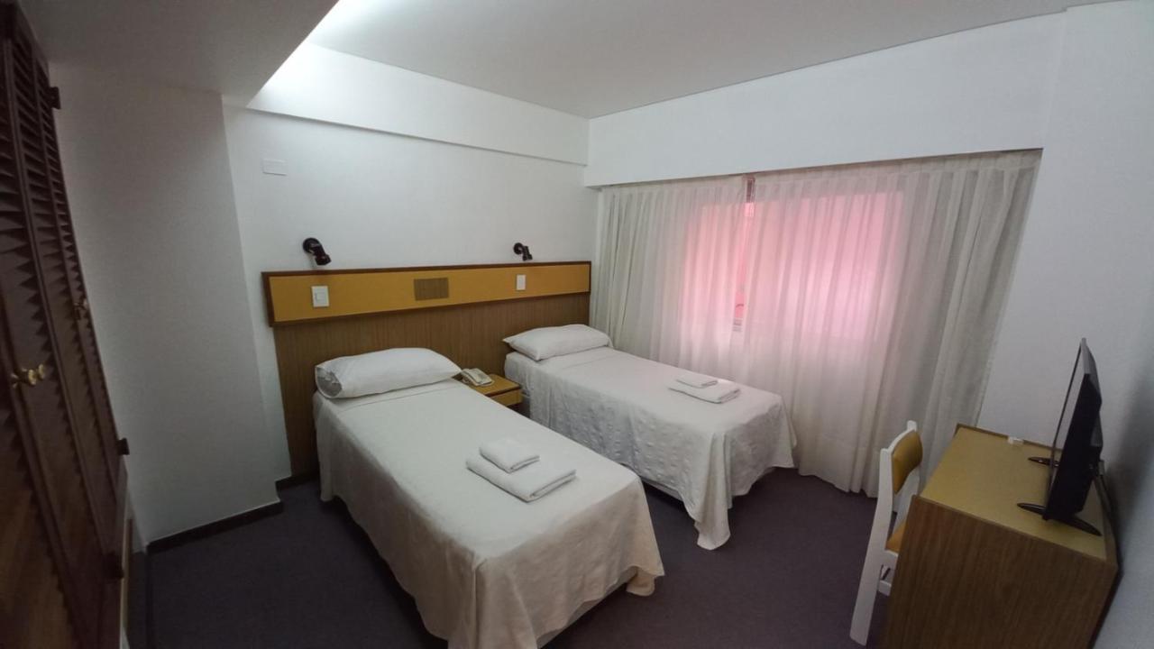 Costanera Hotel ปูแอร์โตมาดริน ภายนอก รูปภาพ