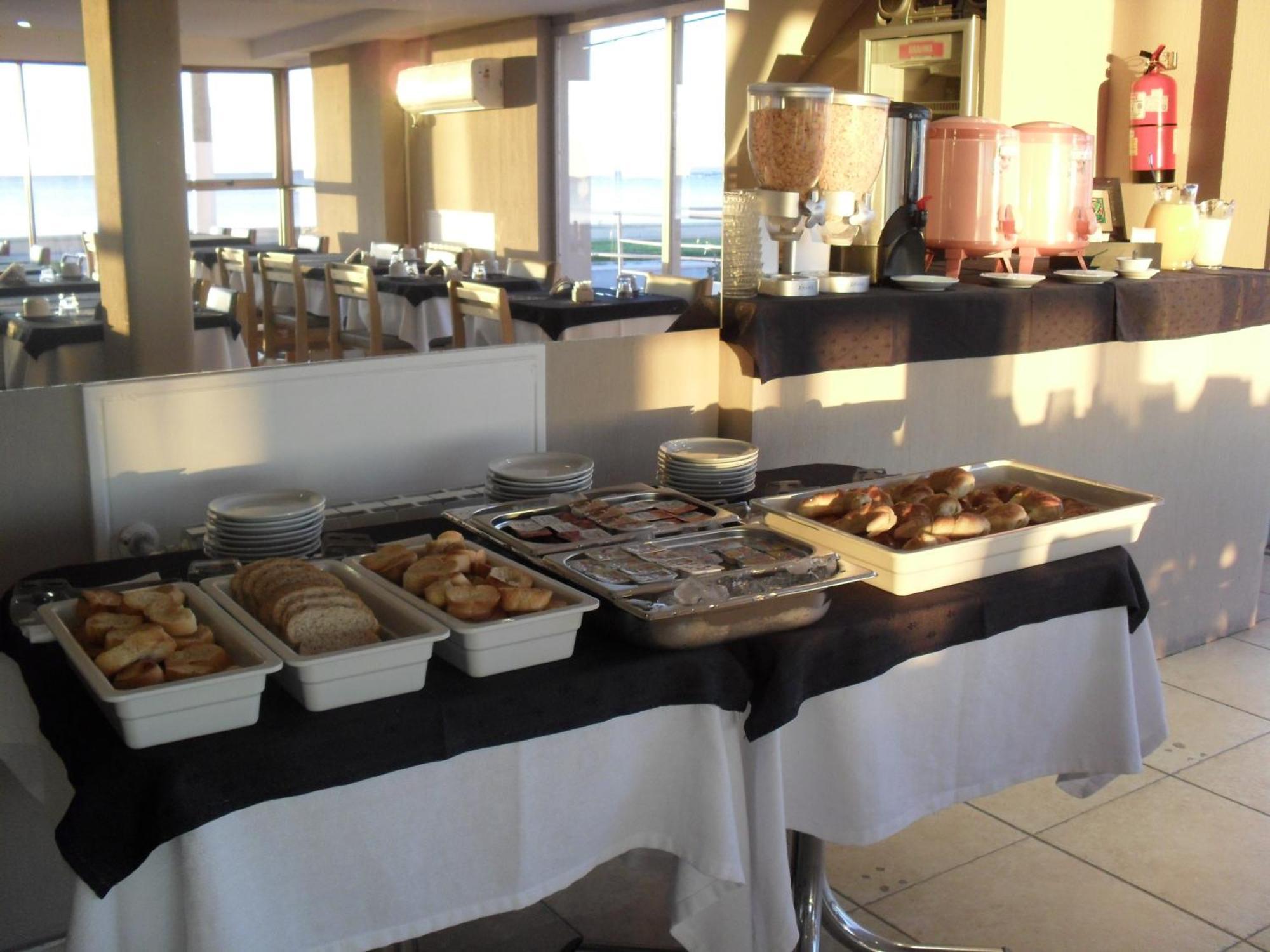 Costanera Hotel ปูแอร์โตมาดริน ภายนอก รูปภาพ